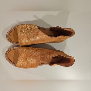 Free People Womans Size 38 "Mont Blanc" Rose Asymetrical Sandal